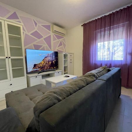 Apartman Lima Apartment Pula Bagian luar foto