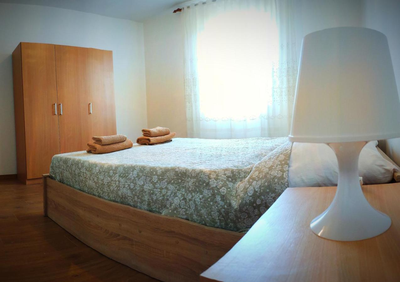 Apartman Lima Apartment Pula Bagian luar foto