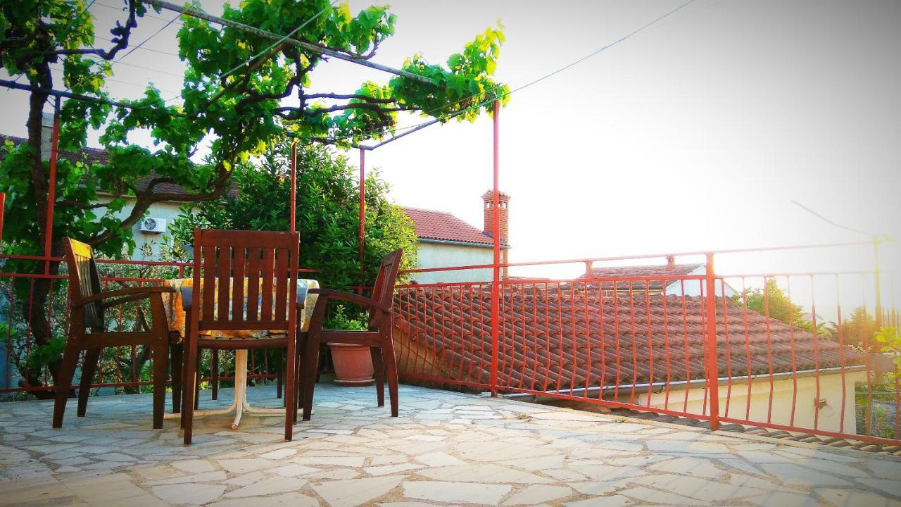 Apartman Lima Apartment Pula Bagian luar foto
